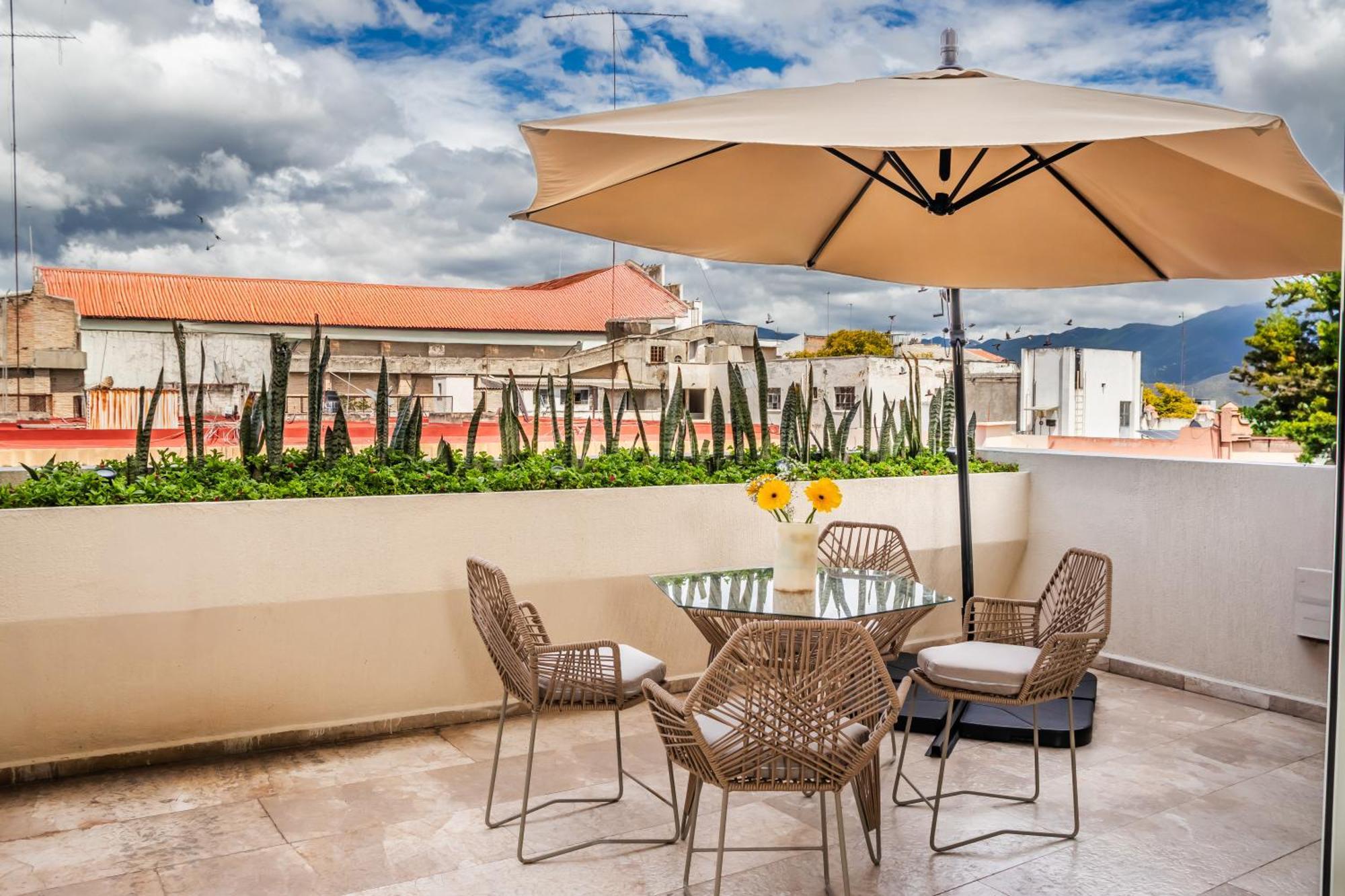 Hotel Zenith Tehuacán エクステリア 写真