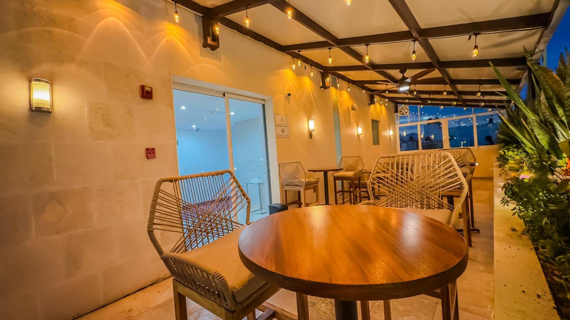 Hotel Zenith Tehuacán エクステリア 写真