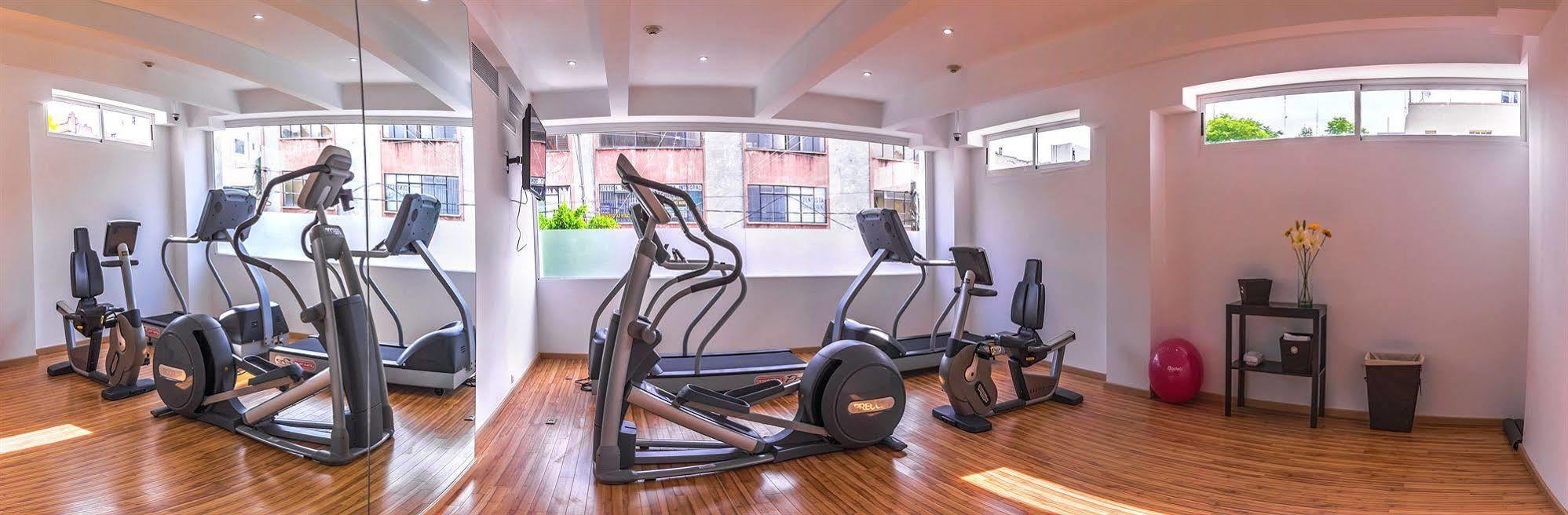 Hotel Zenith Tehuacán エクステリア 写真